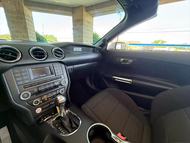 2015 Ford Mustang V6