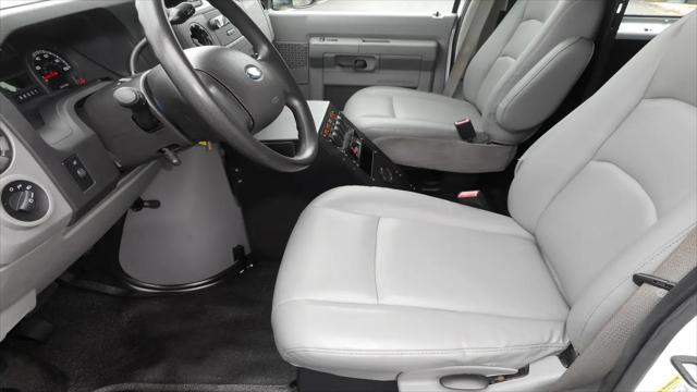 2009 Ford E-350 Super Duty Recreational
