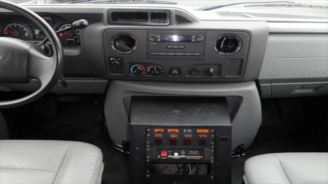 2009 Ford E-350 Super Duty Recreational