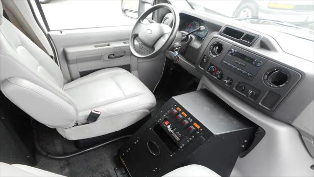 2009 Ford E-350 Super Duty Recreational