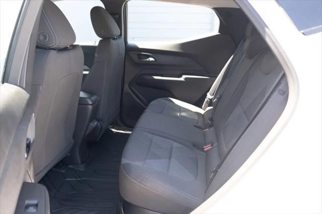 2027 Chevrolet Bolt LT FWD