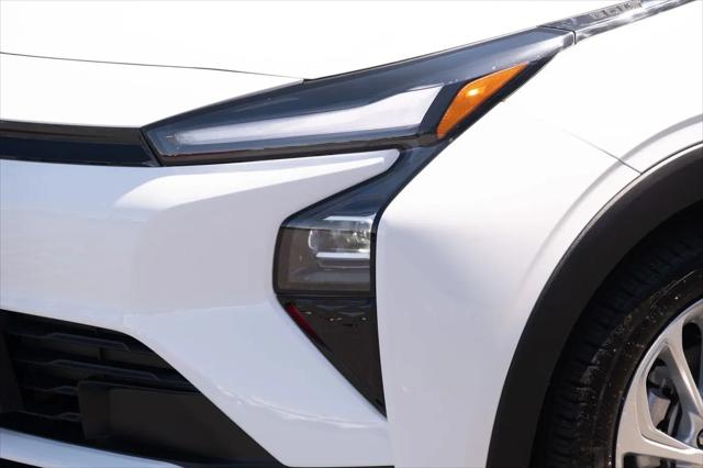 2027 Chevrolet Bolt LT FWD