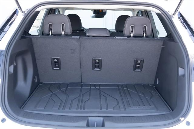 2027 Chevrolet Bolt LT FWD