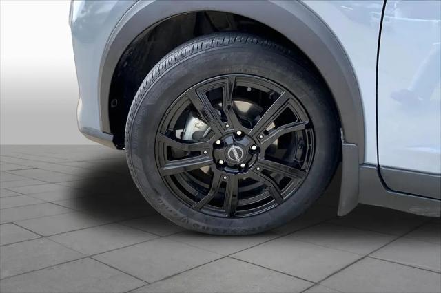 2024 Nissan Kicks SR Xtronic CVT