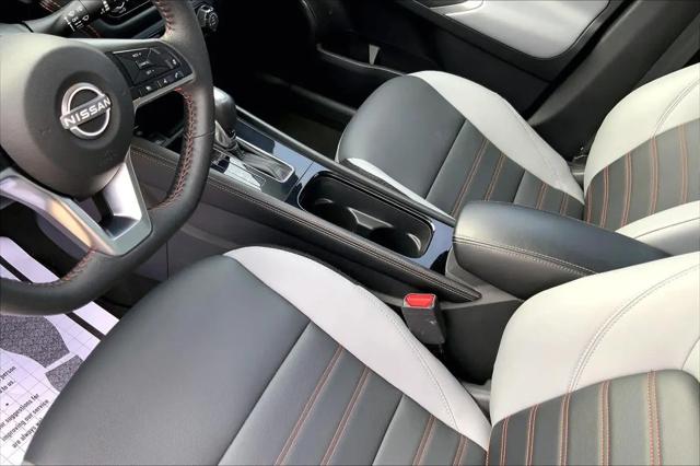 2024 Nissan Kicks SR Xtronic CVT