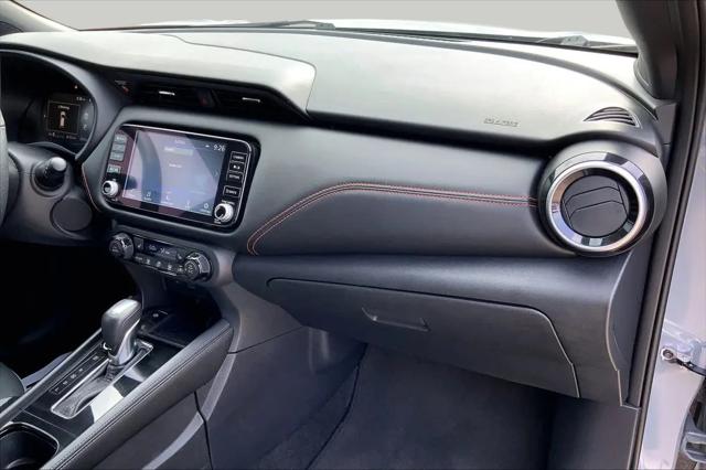 2024 Nissan Kicks SR Xtronic CVT