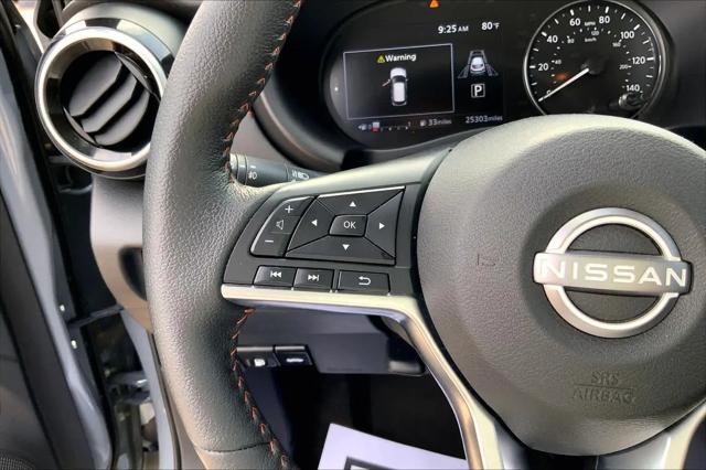 2024 Nissan Kicks SR Xtronic CVT