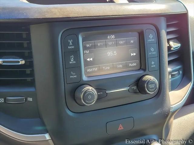 2022 Ram 1500 Big Horn Crew Cab 4x4 5'7" Box