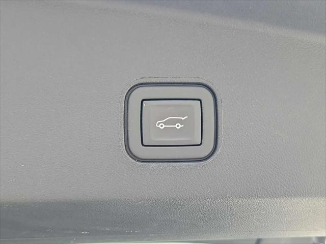 2024 Cadillac iQ Luxury w/1SC