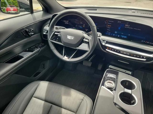 2024 Cadillac iQ Luxury w/1SC