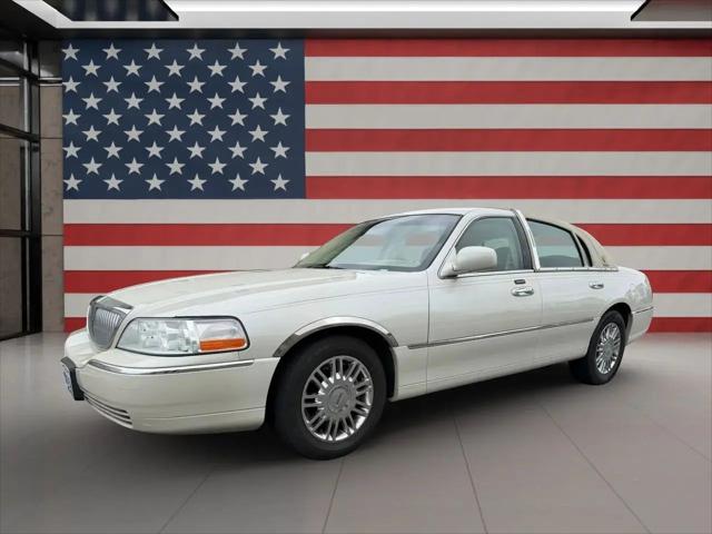 2007 Lincoln Town Car Signature Limited for sale in Orange, CA
