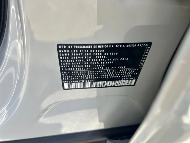 2026 Volkswagen Tiguan SE R-Line Black