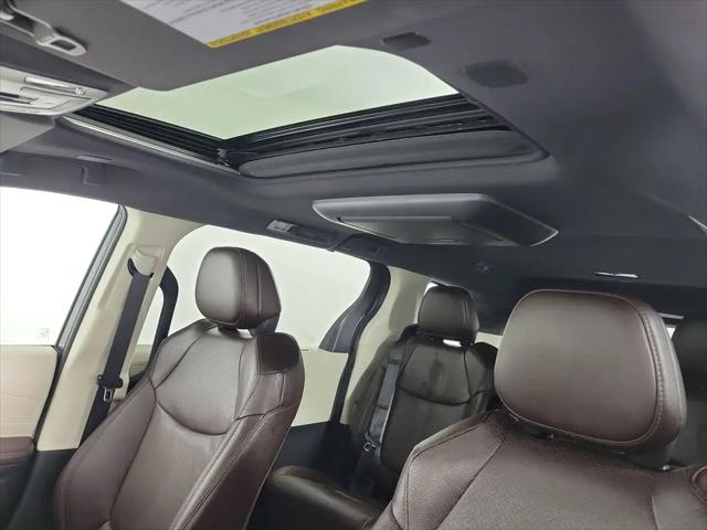 2023 Toyota Sienna Platinum