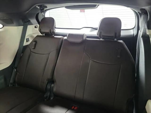 2023 Toyota Sienna Platinum