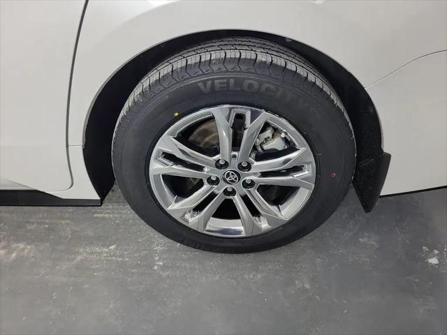 2023 Toyota Sienna Platinum