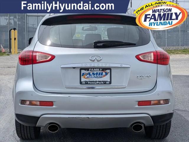 2017 INFINITI QX50 Standard