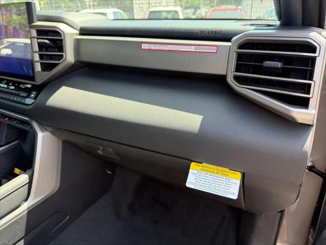 2026 Toyota Tundra Limited CrewMax 5.5' Bed