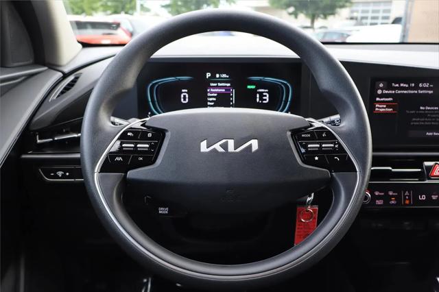 2024 Kia Niro LX