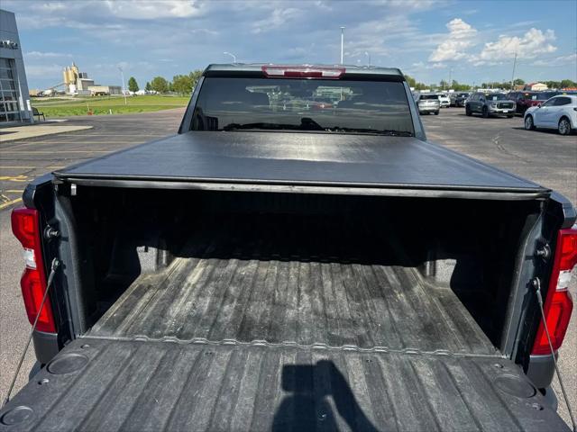 2021 Chevrolet Silverado 1500 4WD Crew Cab Short Bed RST