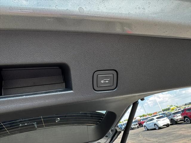 2026 GMC Acadia Elevation AWD