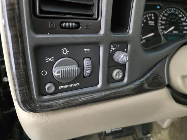 2002 GMC Yukon Denali