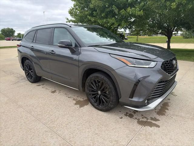 2025 Toyota Highlander XSE