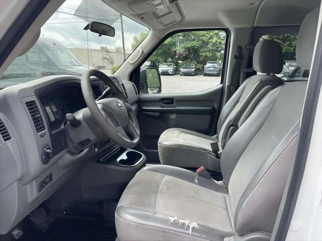 2017 Nissan 3500 S V6