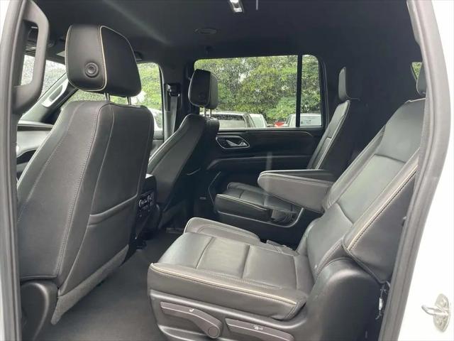 2023 Chevrolet Suburban 4WD Premier