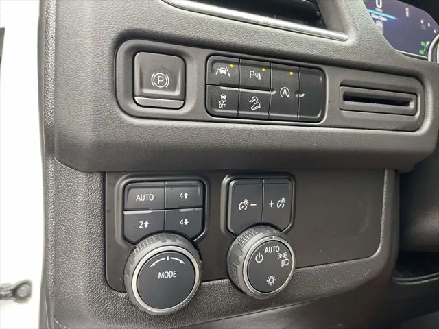 2023 Chevrolet Suburban 4WD Premier