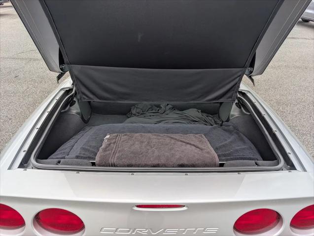 2002 Chevrolet Corvette Base