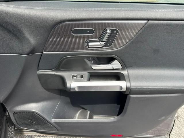 2023 Mercedes-Benz EQB 300 4MATIC