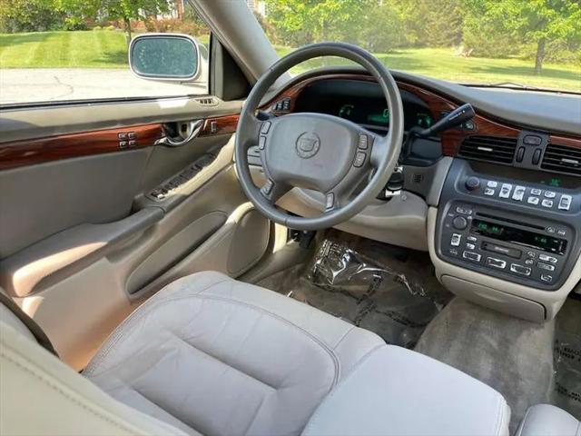2003 Cadillac DeVille Standard