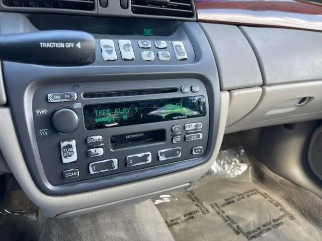2003 Cadillac DeVille Standard