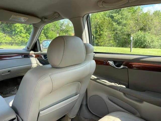2003 Cadillac DeVille Standard