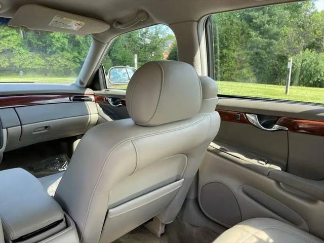 2003 Cadillac DeVille Standard