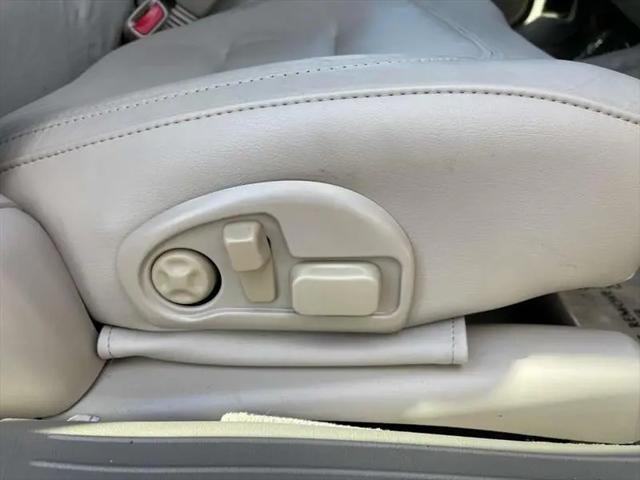 2003 Cadillac DeVille Standard