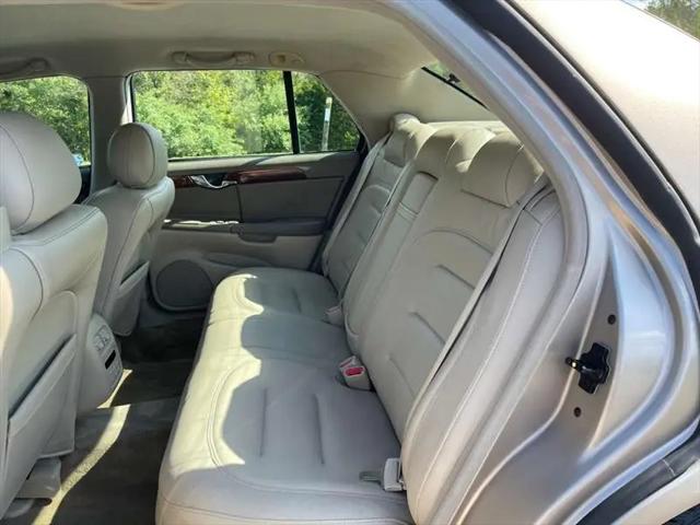 2003 Cadillac DeVille Standard
