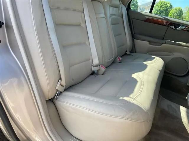 2003 Cadillac DeVille Standard