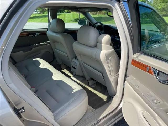 2003 Cadillac DeVille Standard