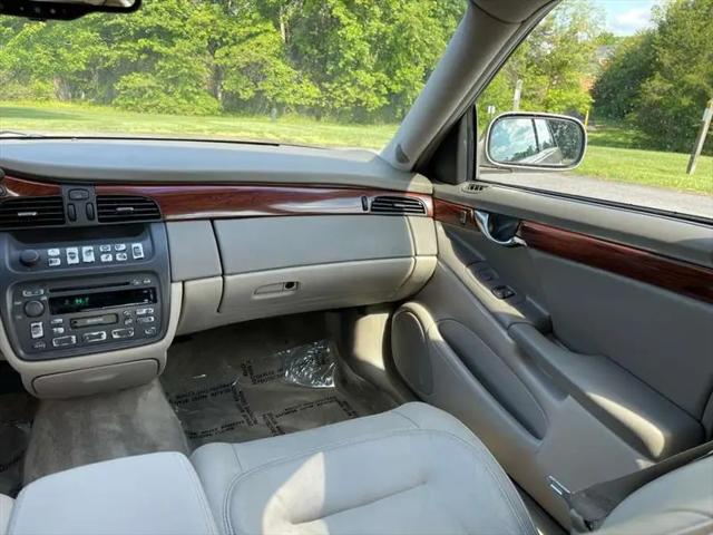 2003 Cadillac DeVille Standard