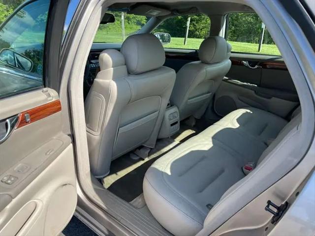 2003 Cadillac DeVille Standard
