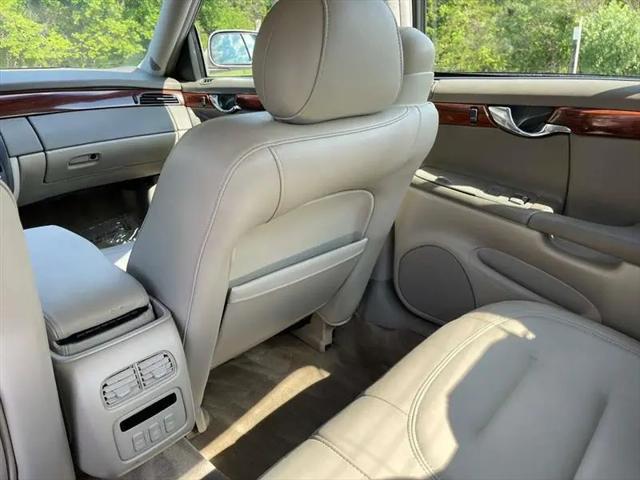 2003 Cadillac DeVille Standard