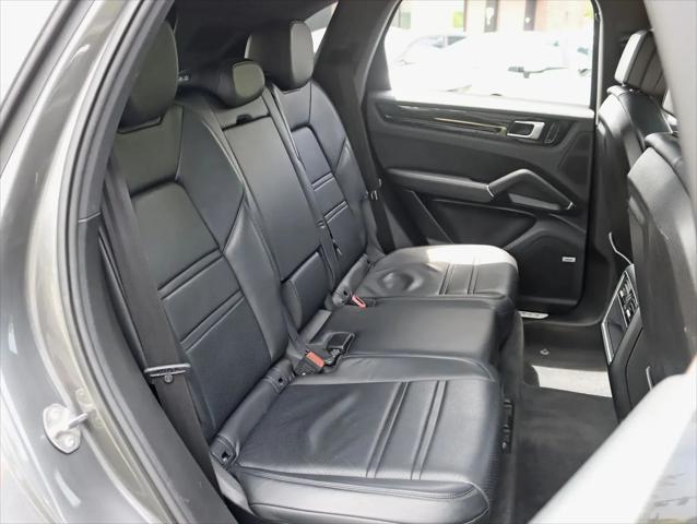 2019 Porsche Cayenne Cayenne