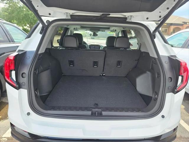 2024 GMC Terrain FWD SLT