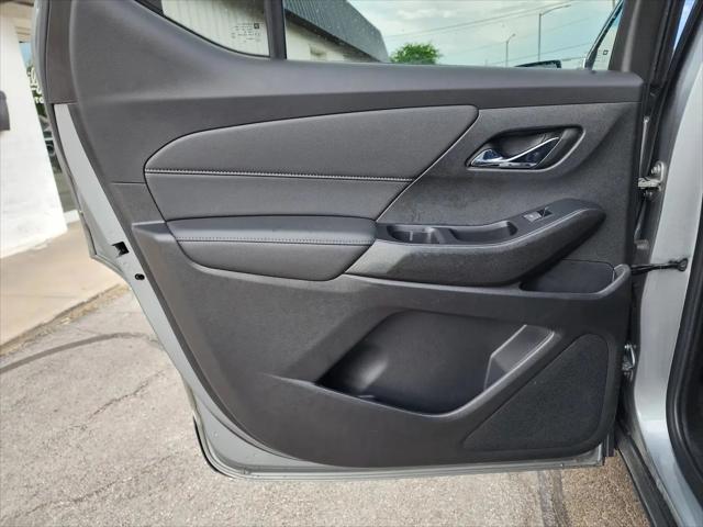 2023 Chevrolet Traverse AWD LT Cloth