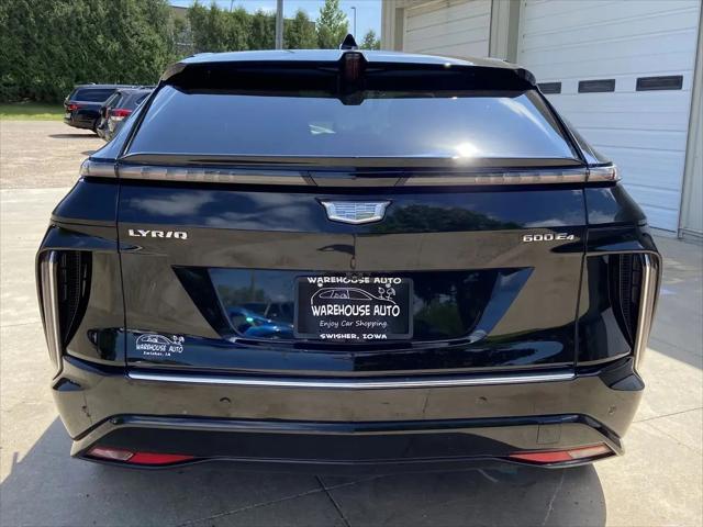 2024 Cadillac iQ Luxury w/1SC
