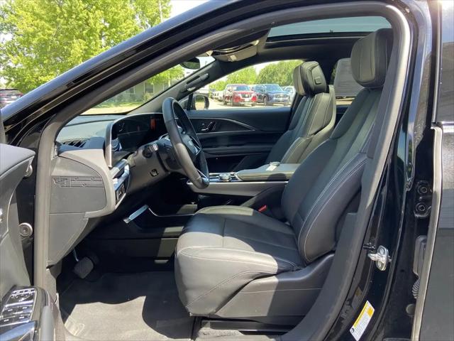 2024 Cadillac iQ Luxury w/1SC