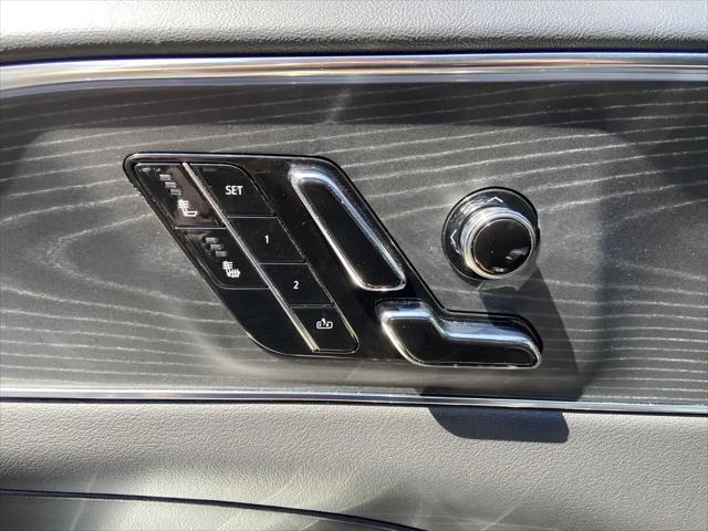 2024 Cadillac iQ Luxury w/1SC