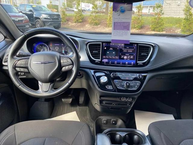 2021 Chrysler Pacifica Touring AWD