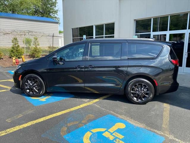 2021 Chrysler Pacifica Touring AWD